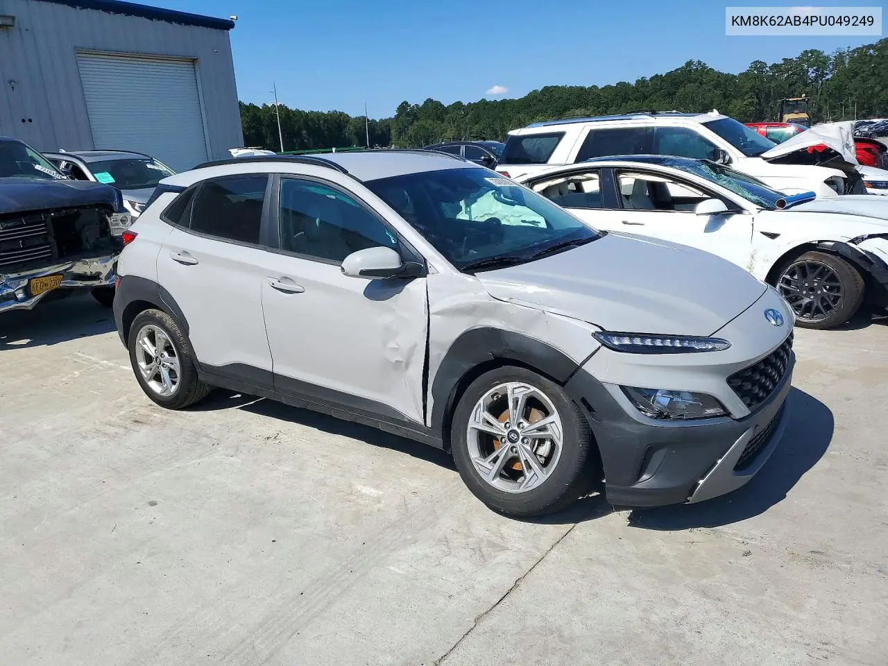 2023 HYUNDAI KONA VIN KM8K62AB4PU049249 — фото 4