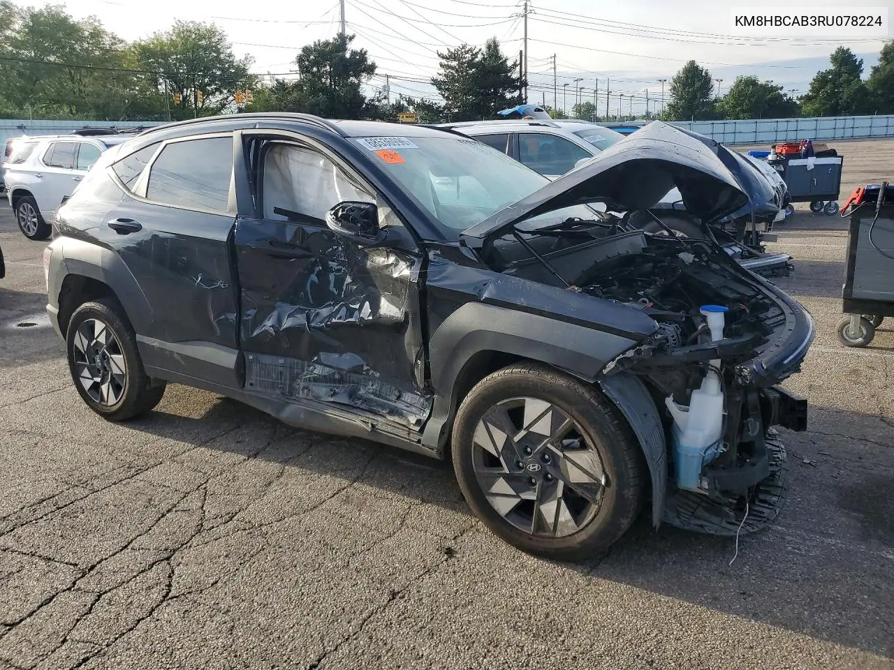 2024 HYUNDAI KONA VIN KM8HBCAB3RU078224 — фото 4