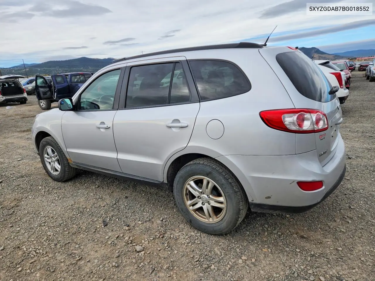 2011 HYUNDAI SANTA FE VIN 5XYZGDAB7BG018552 — фото 2