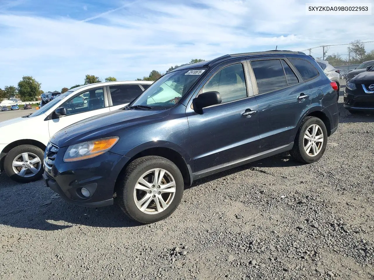 HYUNDAI SANTA FE 2011, VIN 5XYZKDAG9BG022953