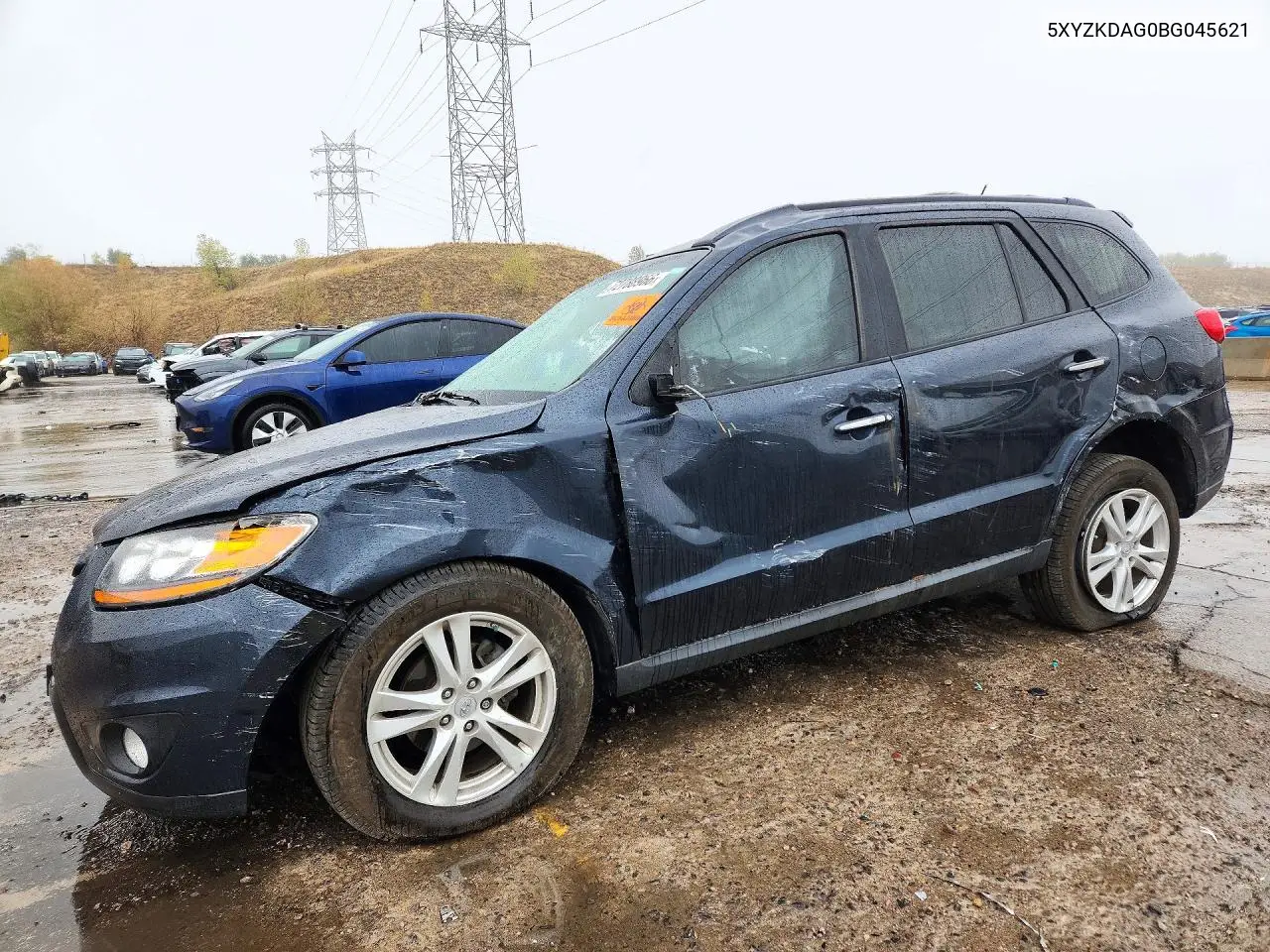 HYUNDAI SANTA FE 2011, VIN 5XYZKDAG0BG045621