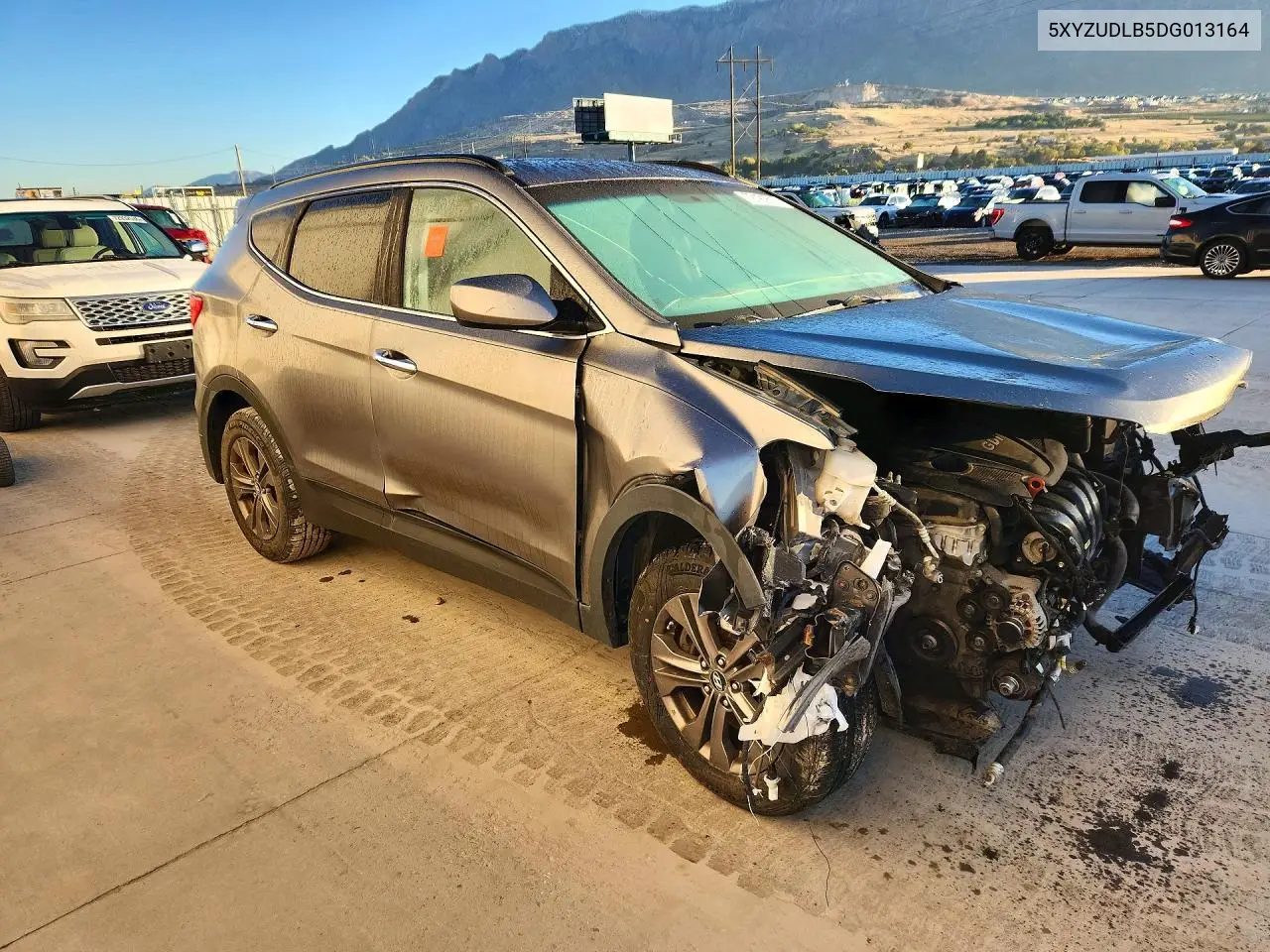 2013 HYUNDAI SANTA FE VIN 5XYZUDLB5DG013164 — фото 4
