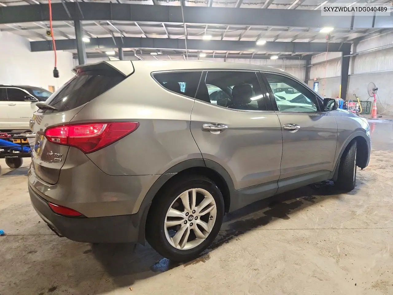 2013 HYUNDAI SANTA FE VIN 5XYZWDLA1DG040489 — фото 3