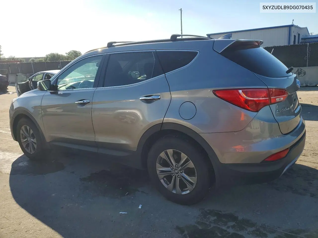 2013 HYUNDAI SANTA FE VIN 5XYZUDLB9DG070435 — фото 2