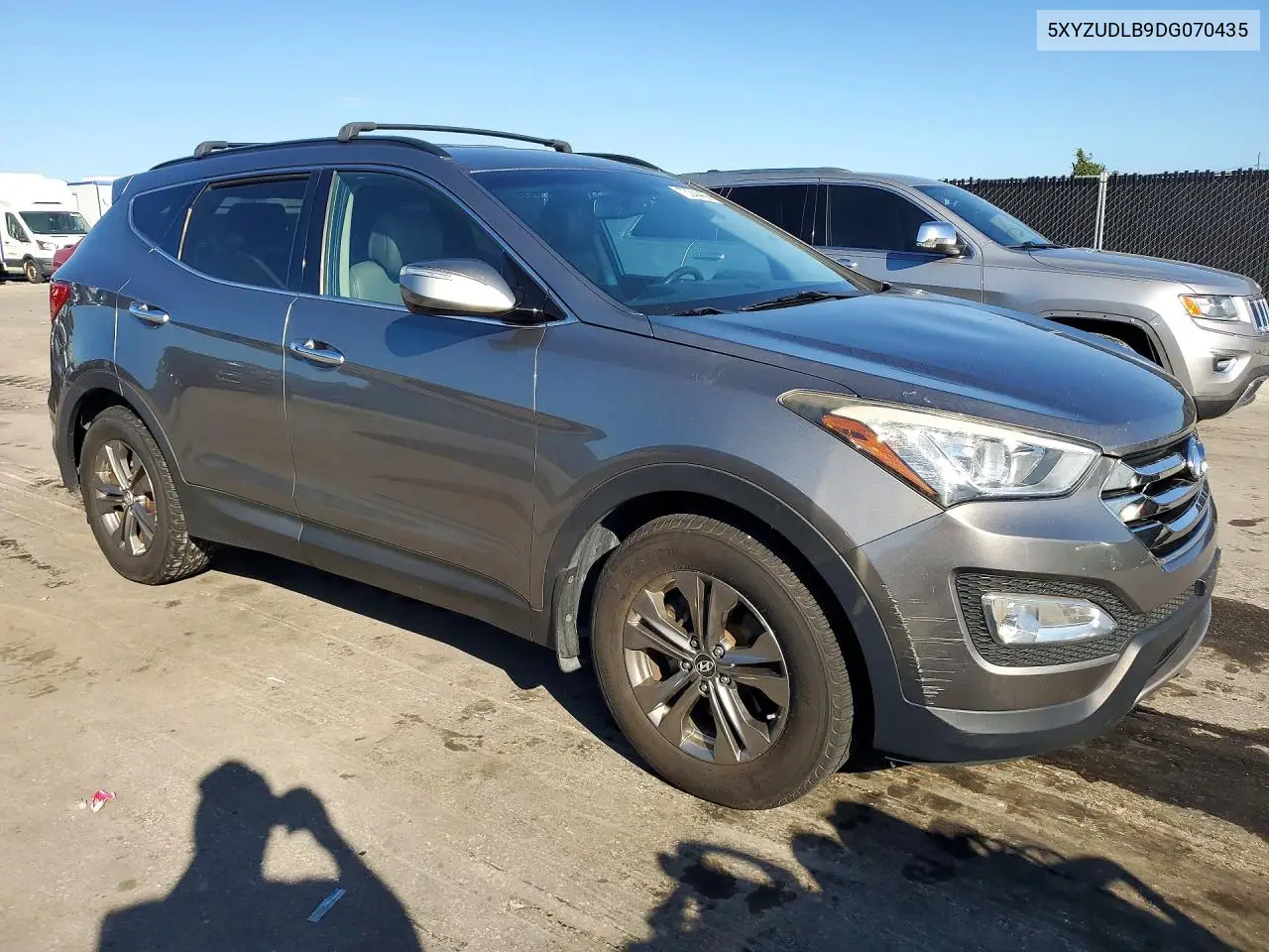 2013 HYUNDAI SANTA FE VIN 5XYZUDLB9DG070435 — фото 4