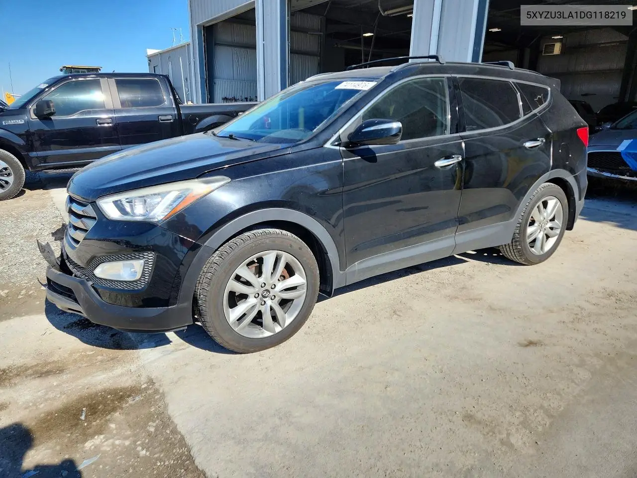 HYUNDAI SANTA FE 2013, VIN 5XYZU3LA1DG118219