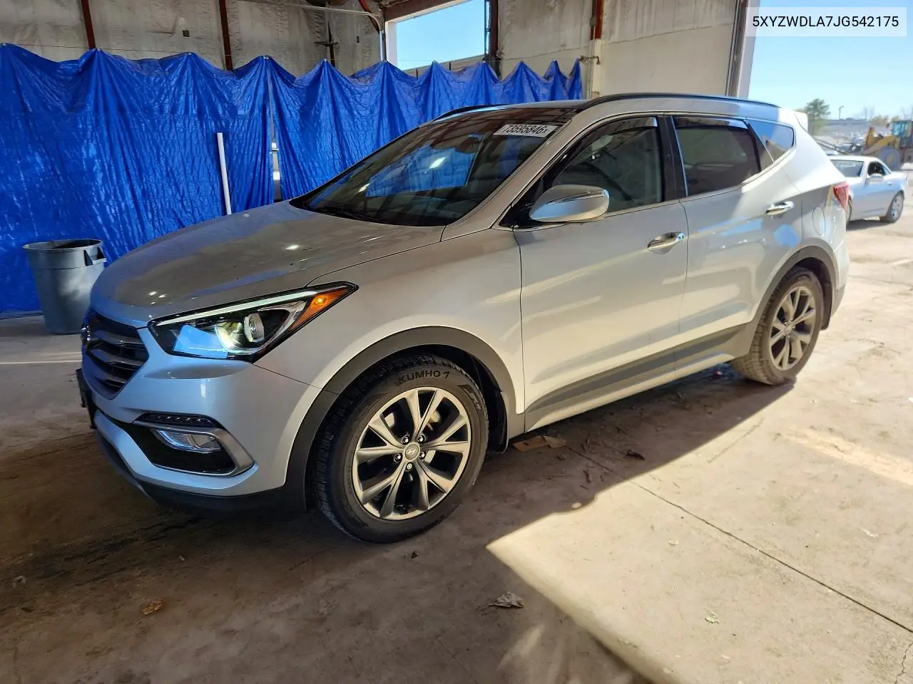 HYUNDAI SANTA FE 2018, VIN 5XYZWDLA7JG542175