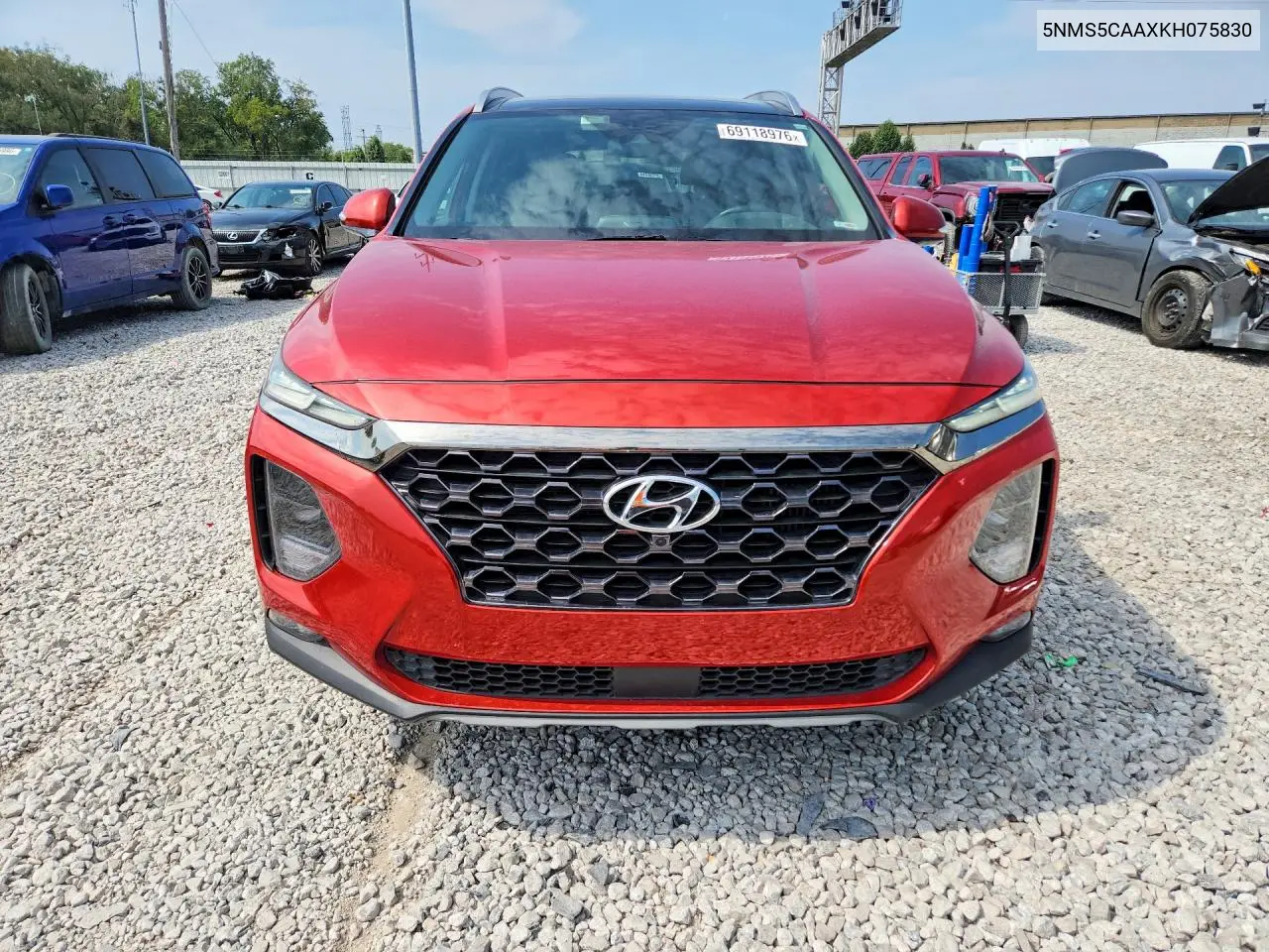 2019 HYUNDAI SANTA FE VIN 5NMS5CAAXKH075830 — фото 5