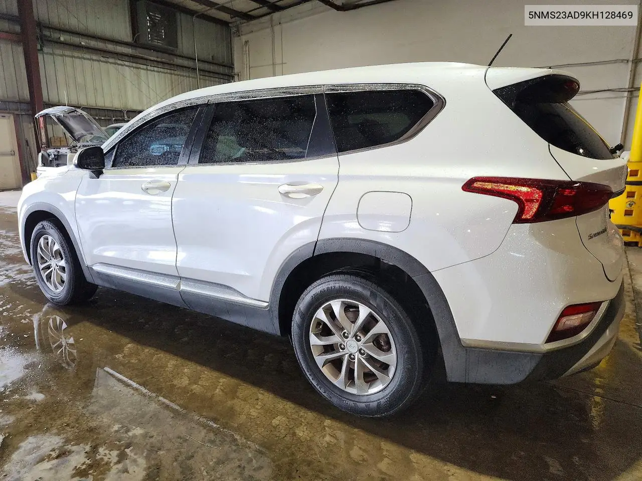 2019 HYUNDAI SANTA FE VIN 5NMS23AD9KH128469 — фото 2