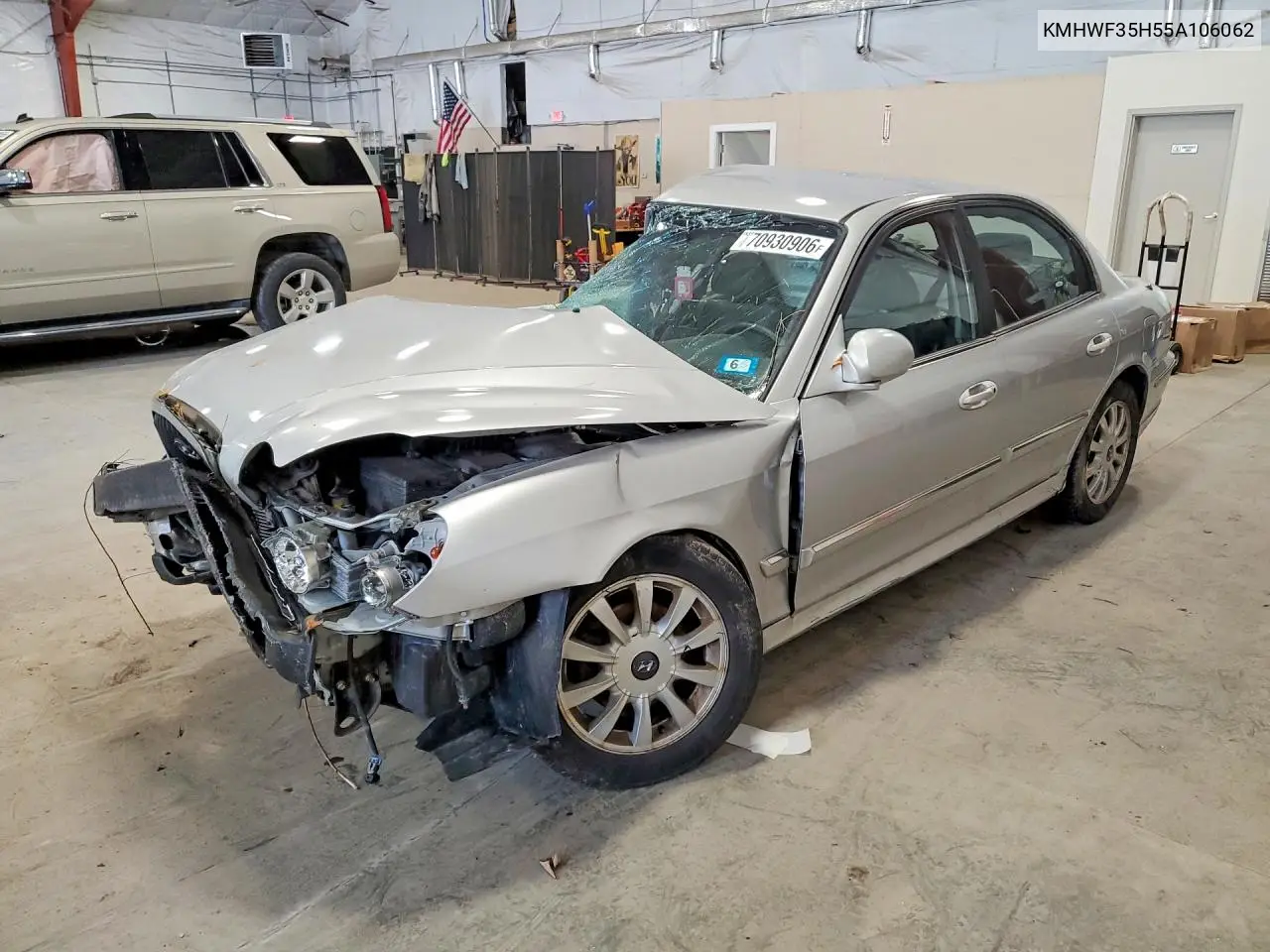 HYUNDAI SONATA 2005, VIN KMHWF35H55A106062