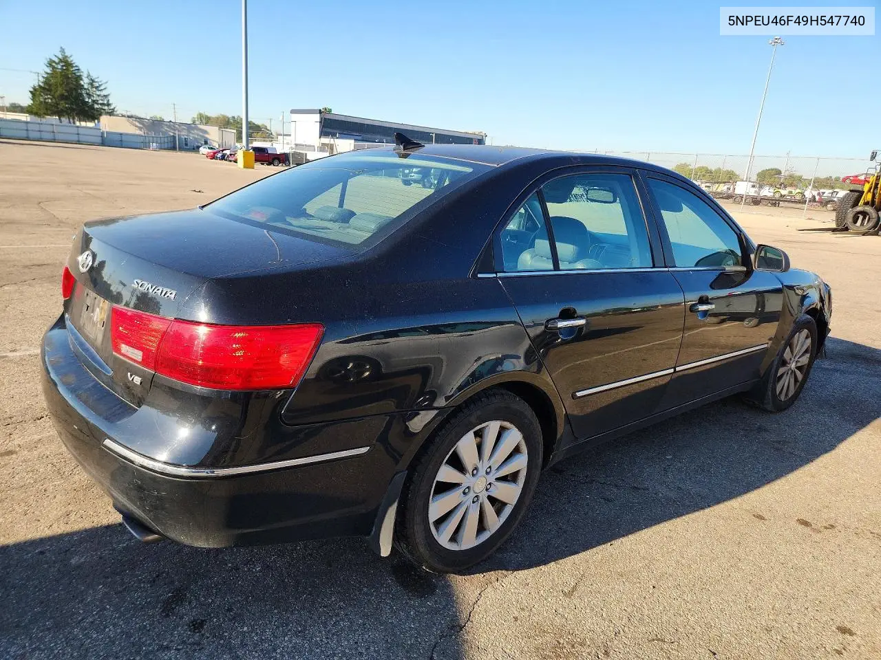 2009 HYUNDAI SONATA VIN 5NPEU46F49H547740 — фото 3