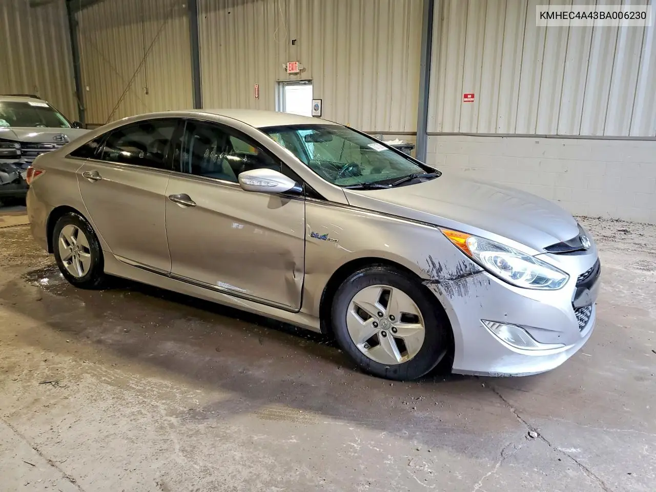 2011 HYUNDAI SONATA VIN KMHEC4A43BA006230 — фото 4