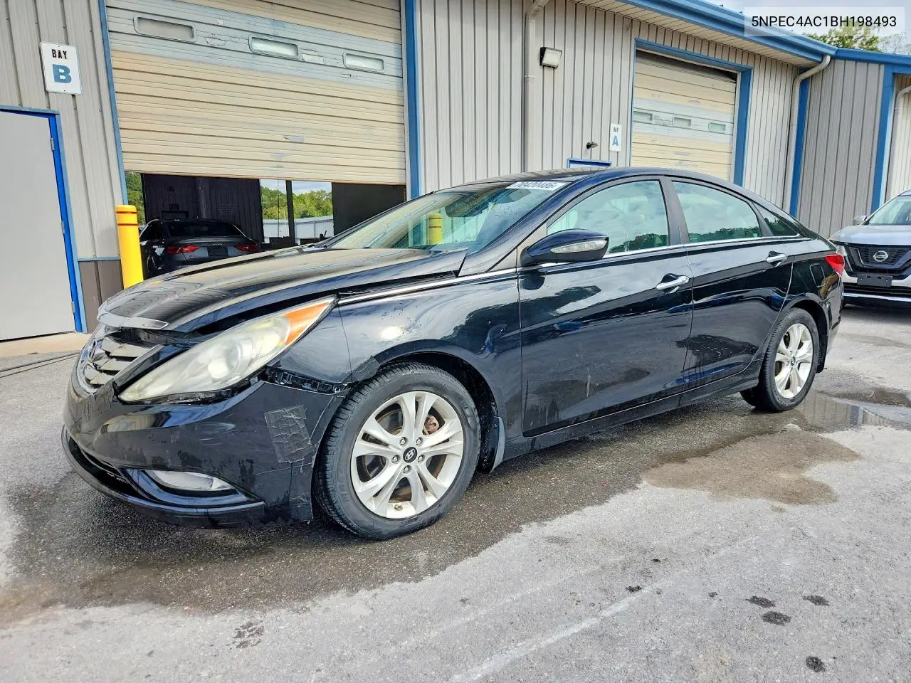 HYUNDAI SONATA 2011, VIN 5NPEC4AC1BH198493
