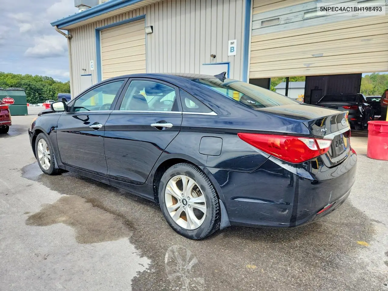 2011 HYUNDAI SONATA VIN 5NPEC4AC1BH198493 — фото 2