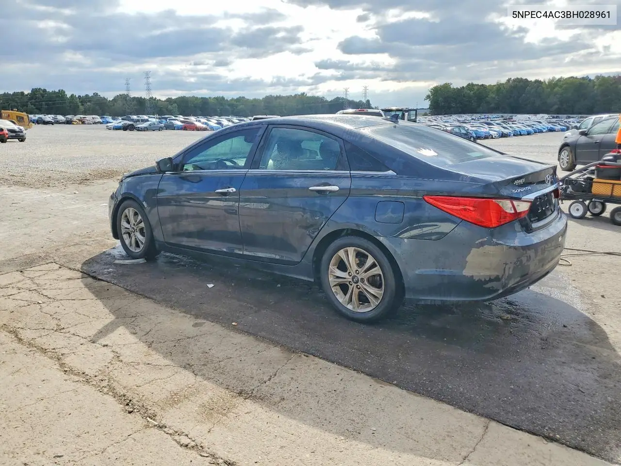 2011 HYUNDAI SONATA VIN 5NPEC4AC3BH028961 — фото 2