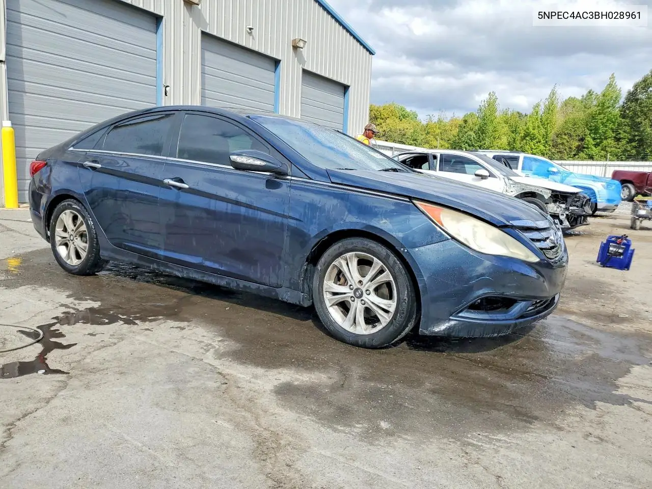 2011 HYUNDAI SONATA VIN 5NPEC4AC3BH028961 — фото 4