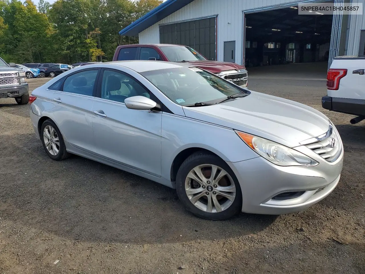 2011 HYUNDAI SONATA VIN 5NPEB4AC1BH045857 — фото 4