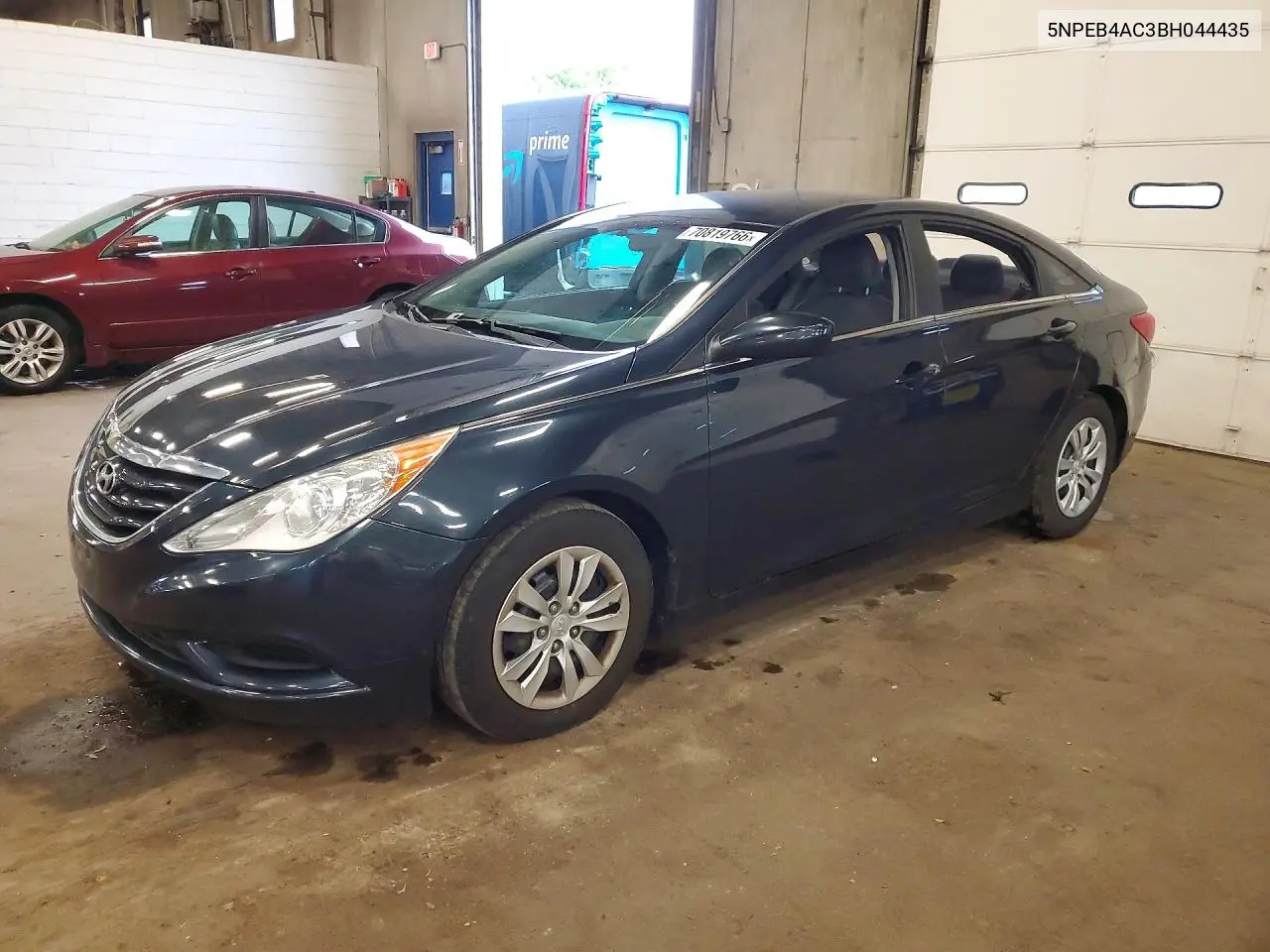 HYUNDAI SONATA 2011, VIN 5NPEB4AC3BH044435