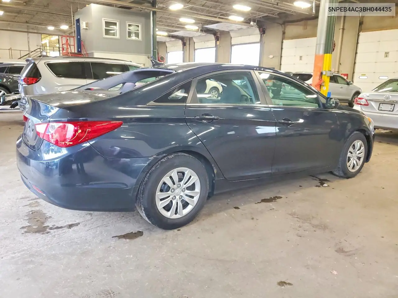 2011 HYUNDAI SONATA VIN 5NPEB4AC3BH044435 — фото 3
