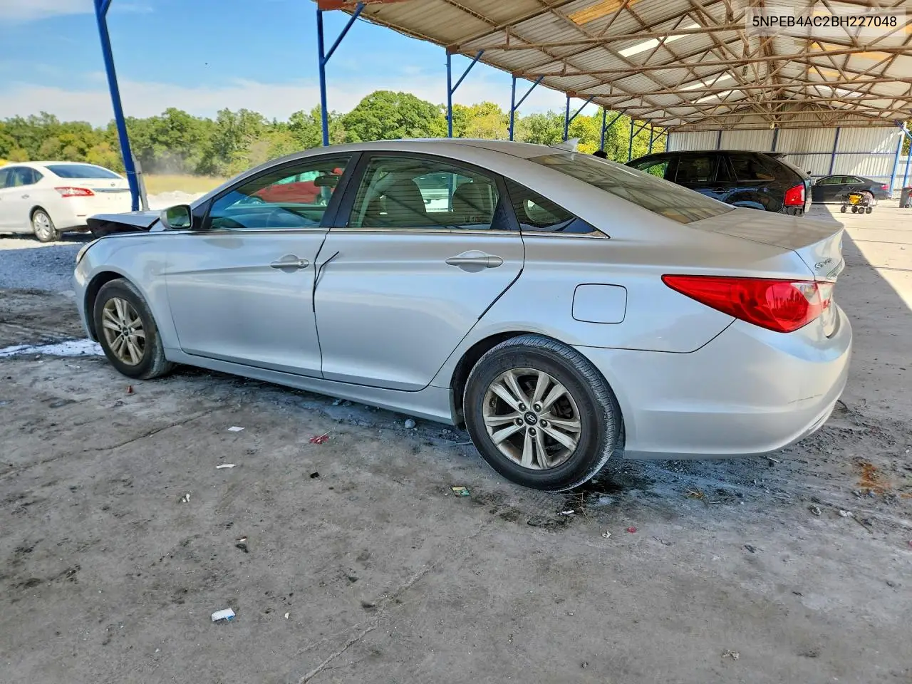 2011 HYUNDAI SONATA VIN 5NPEB4AC2BH227048 — фото 2