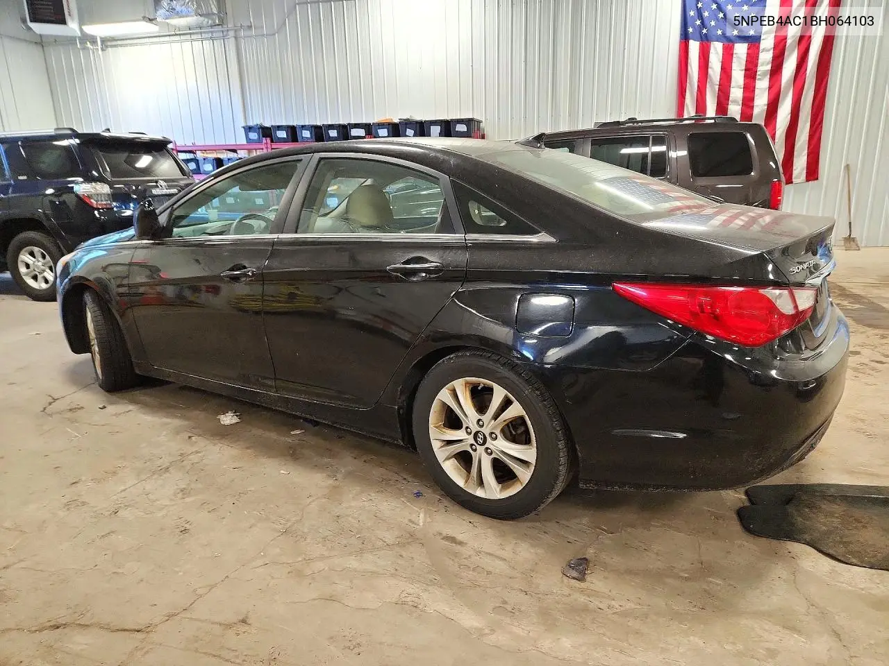 2011 HYUNDAI SONATA VIN 5NPEB4AC1BH064103 — фото 2