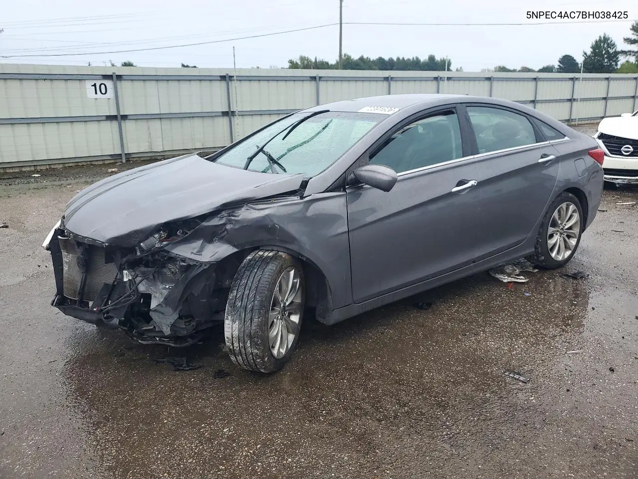 HYUNDAI SONATA 2011, VIN 5NPEC4AC7BH038425