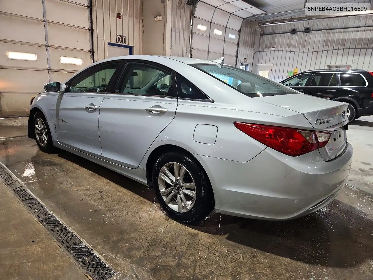 2011 HYUNDAI SONATA VIN 5NPEB4AC3BH016599 — фото 2