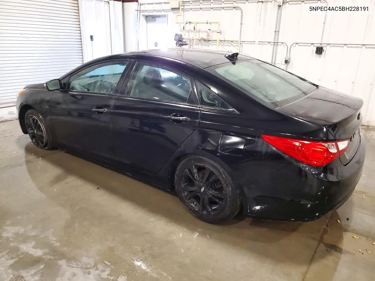 2011 HYUNDAI SONATA VIN 5NPEC4AC5BH228191 — фото 2