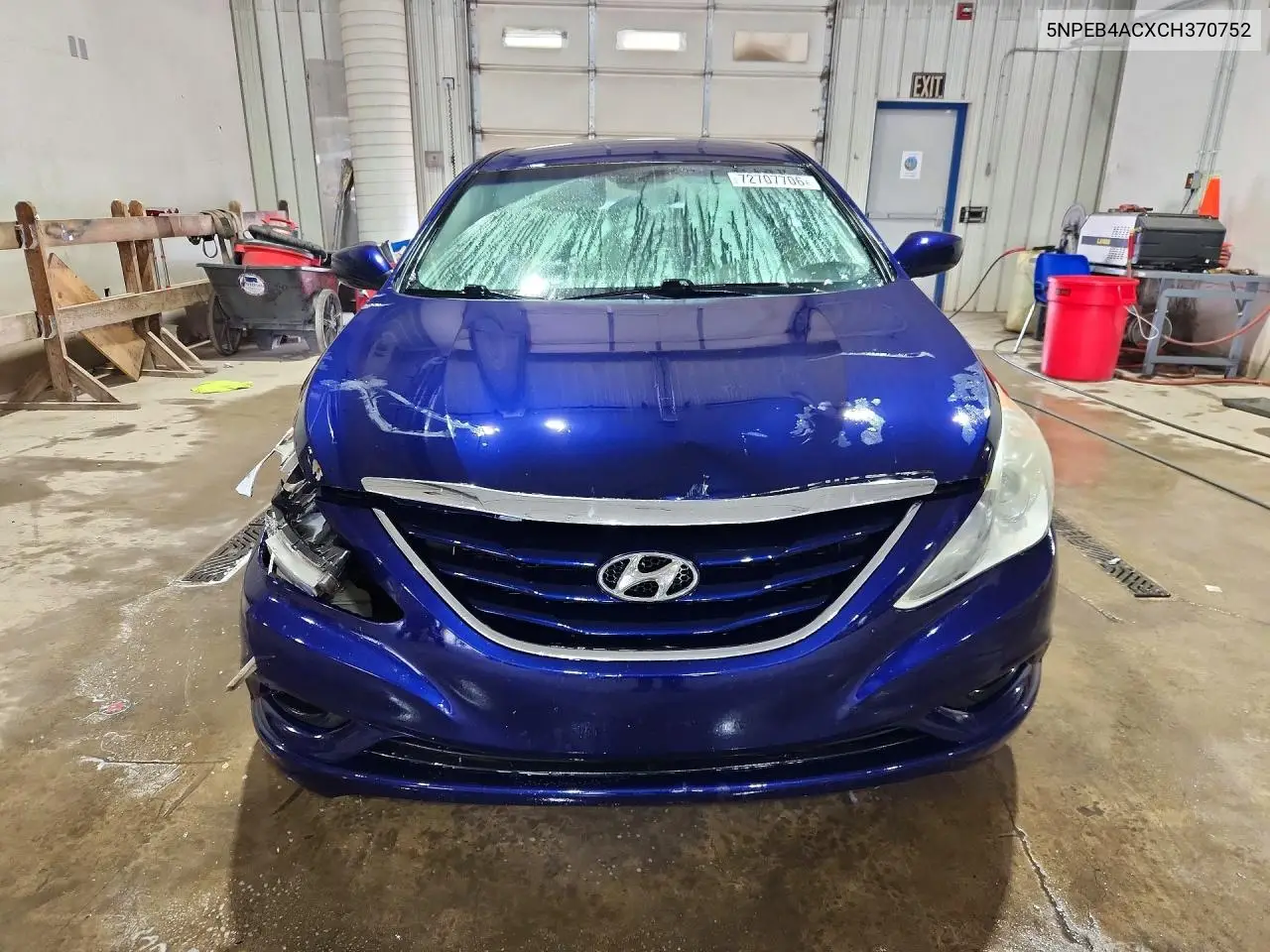2012 HYUNDAI SONATA VIN 5NPEB4ACXCH370752 — фото 5