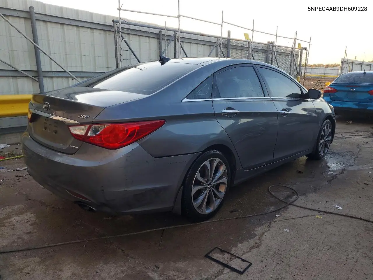 2013 HYUNDAI SONATA VIN 5NPEC4AB9DH609228 — фото 3