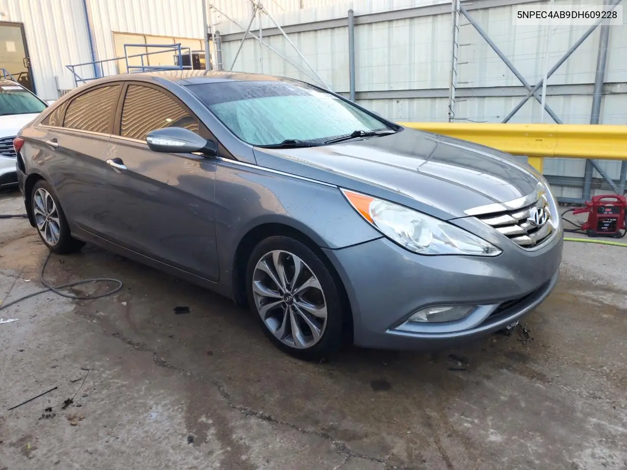 2013 HYUNDAI SONATA VIN 5NPEC4AB9DH609228 — фото 4