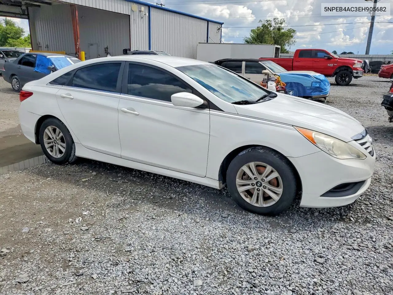 2014 HYUNDAI SONATA VIN 5NPEB4AC3EH905682 — фото 4
