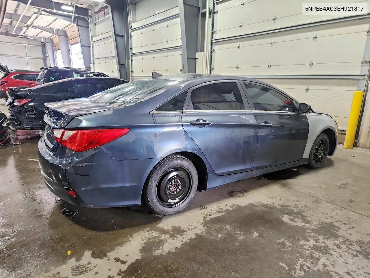 2014 HYUNDAI SONATA VIN 5NPEB4AC3EH921817 — фото 3