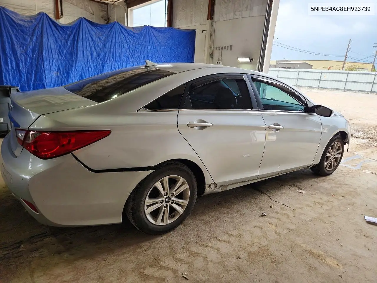 2014 HYUNDAI SONATA VIN 5NPEB4AC8EH923739 — фото 3