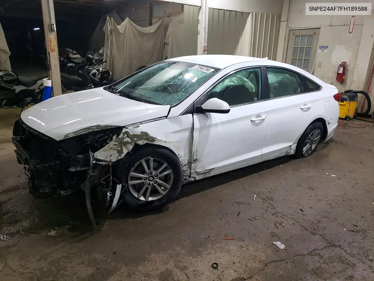 HYUNDAI SONATA 2015, VIN 5NPE24AF7FH189588