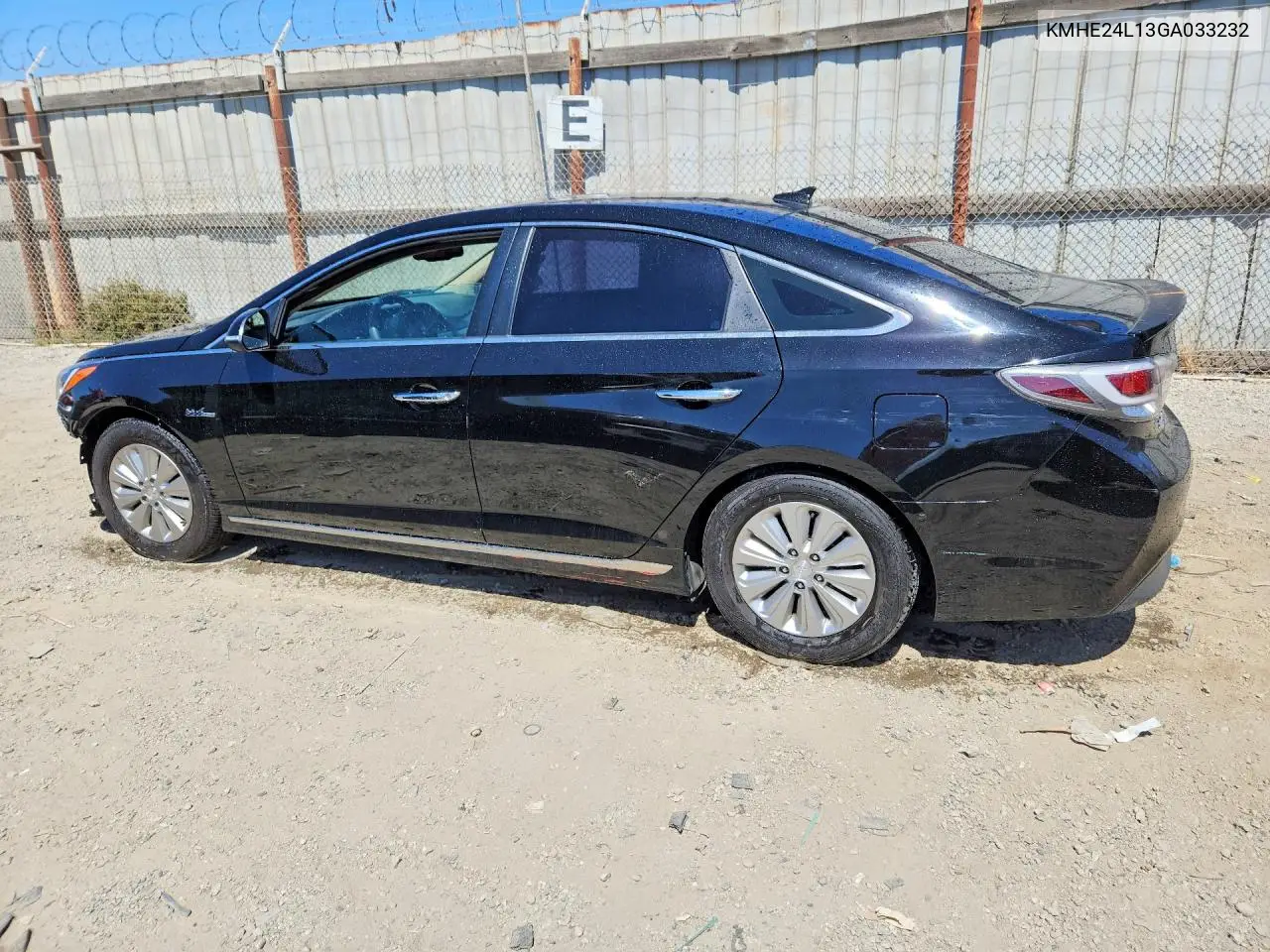 2016 HYUNDAI SONATA VIN KMHE24L13GA033232 — фото 2