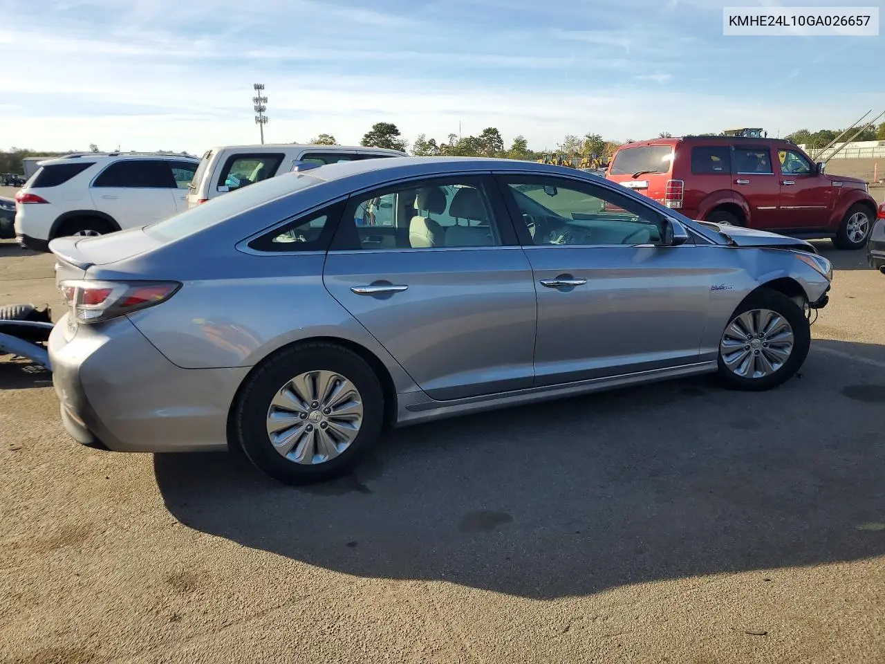 2016 HYUNDAI SONATA VIN KMHE24L10GA026657 — фото 3