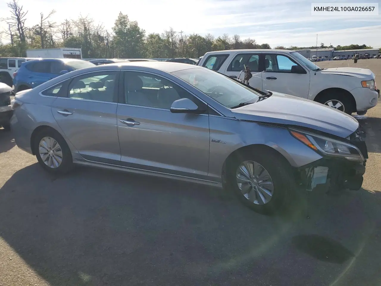 2016 HYUNDAI SONATA VIN KMHE24L10GA026657 — фото 4