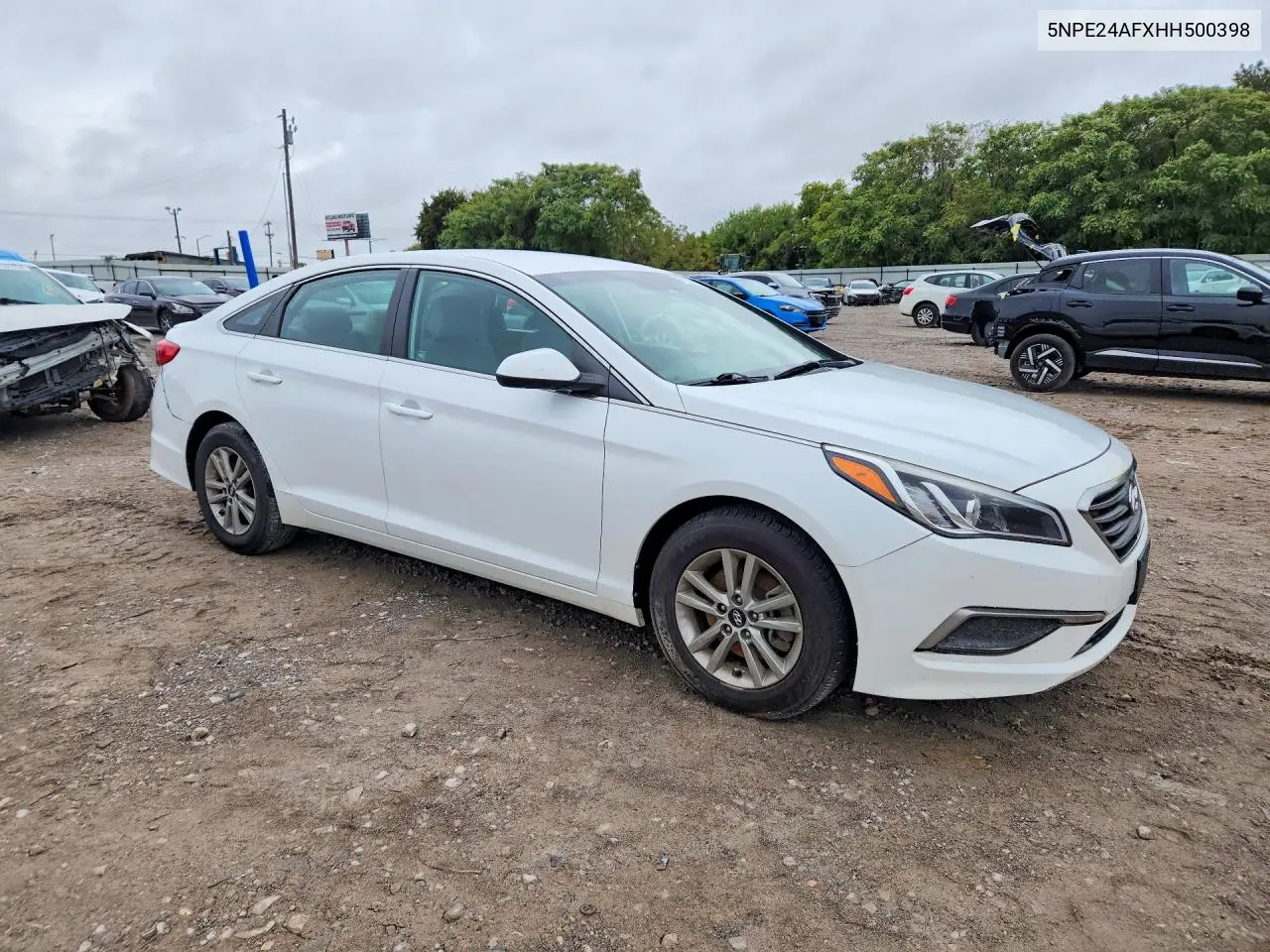 2017 HYUNDAI SONATA VIN 5NPE24AFXHH500398 — фото 4
