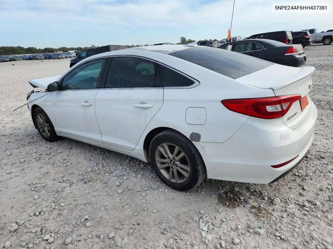 2017 HYUNDAI SONATA VIN 5NPE24AF6HH437381 — фото 2