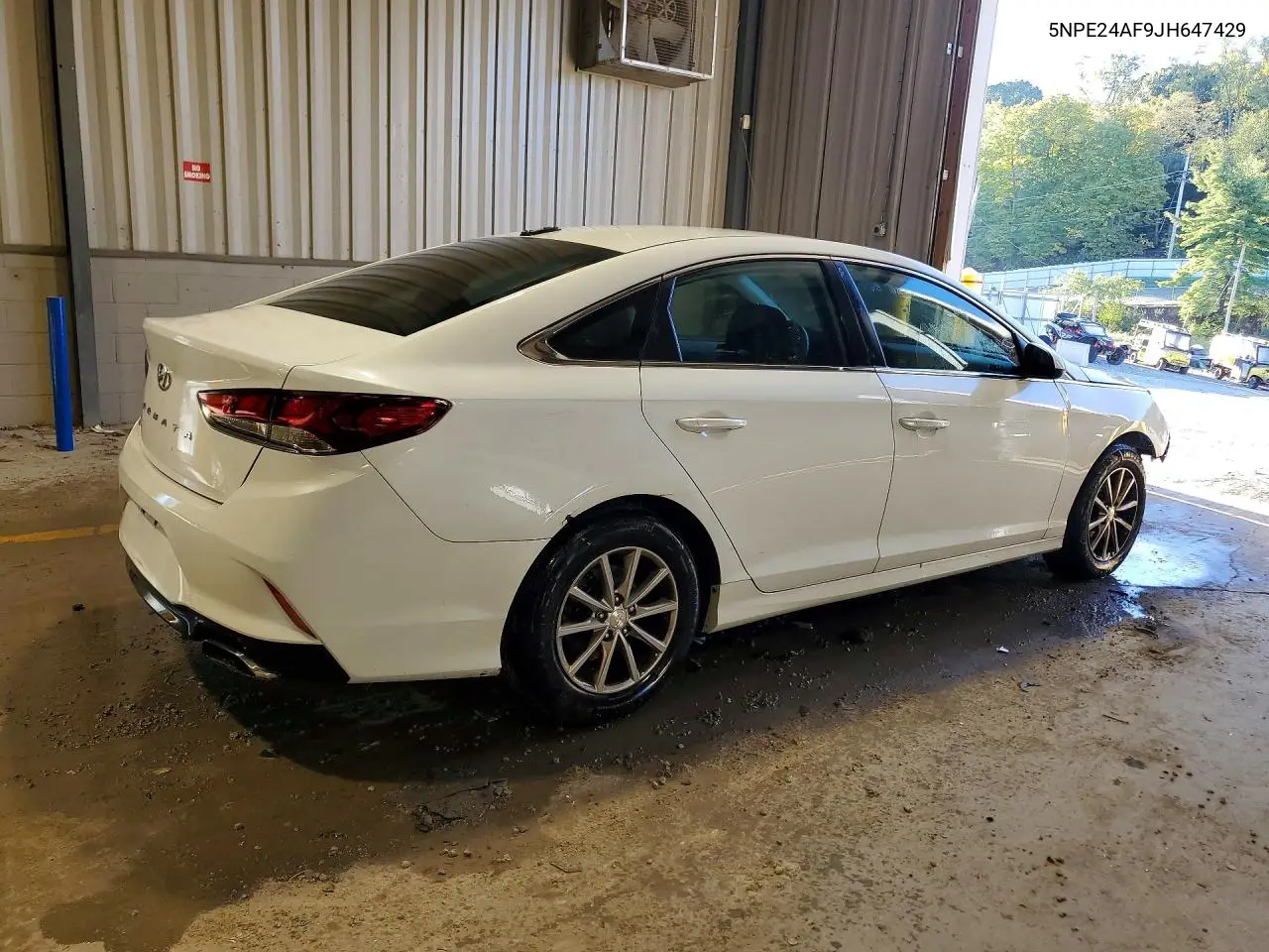 2018 HYUNDAI SONATA VIN 5NPE24AF9JH647429 — фото 3