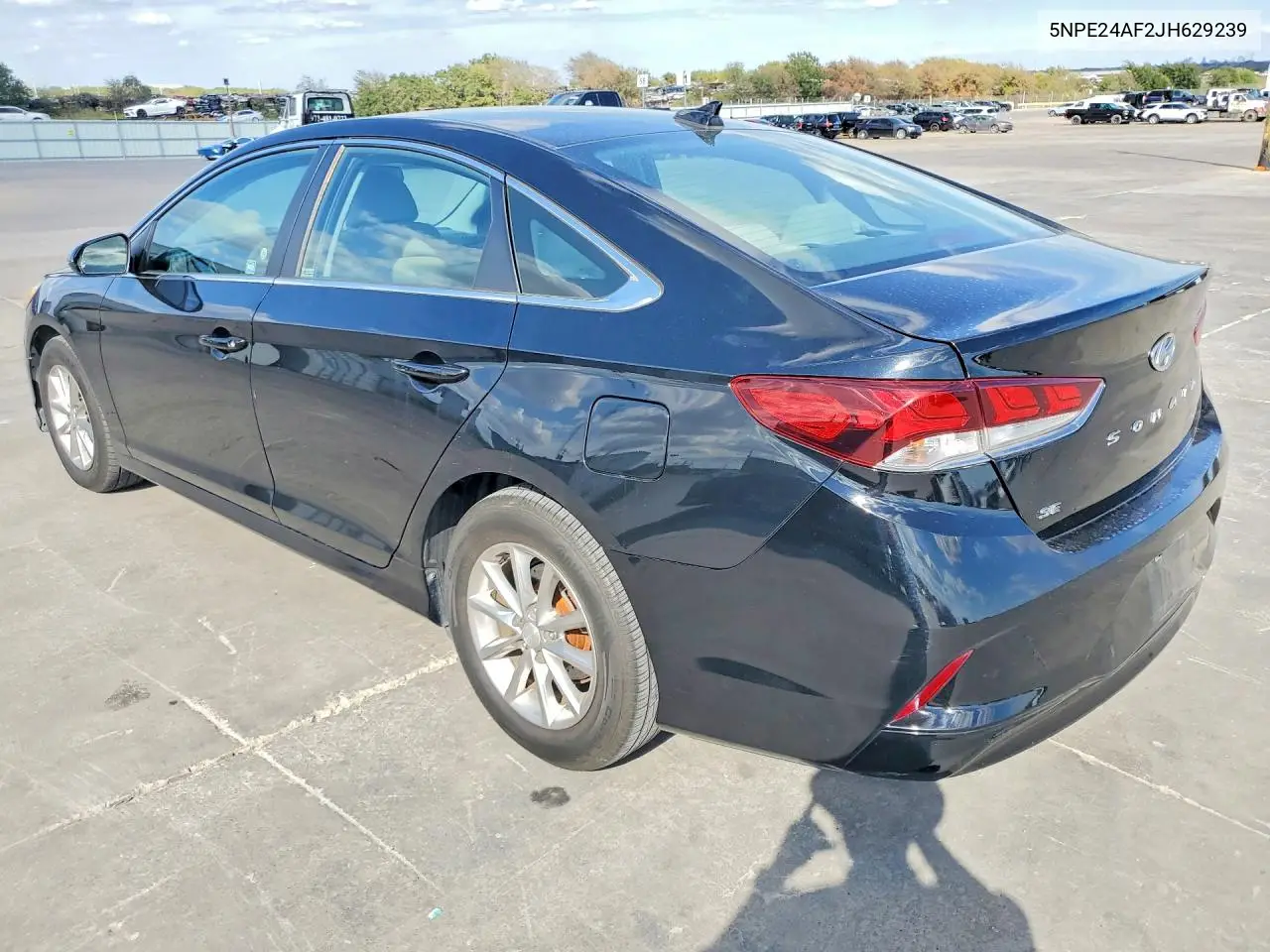 2018 HYUNDAI SONATA VIN 5NPE24AF2JH629239 — фото 2