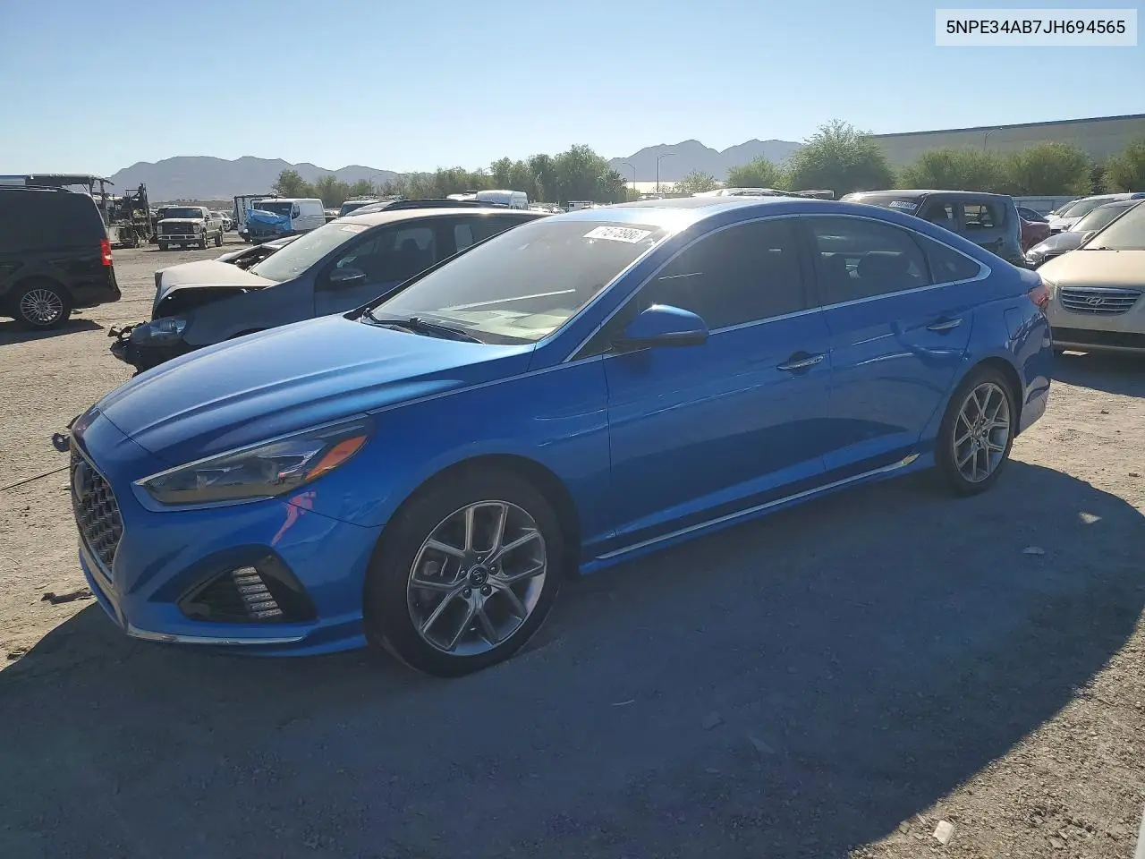 HYUNDAI SONATA 2018, VIN 5NPE34AB7JH694565