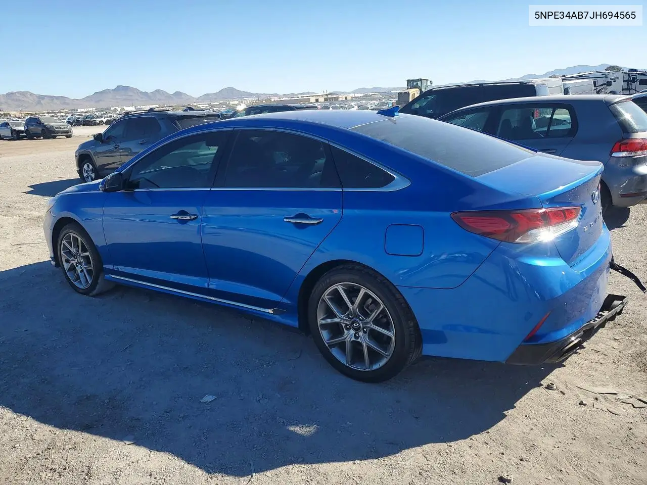 2018 HYUNDAI SONATA VIN 5NPE34AB7JH694565 — фото 2