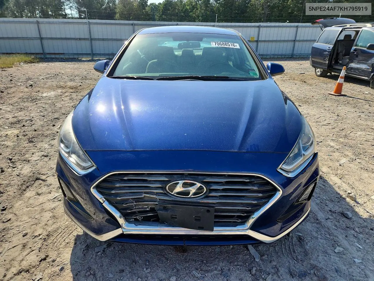 2019 HYUNDAI SONATA VIN 5NPE24AF7KH795919 — фото 5