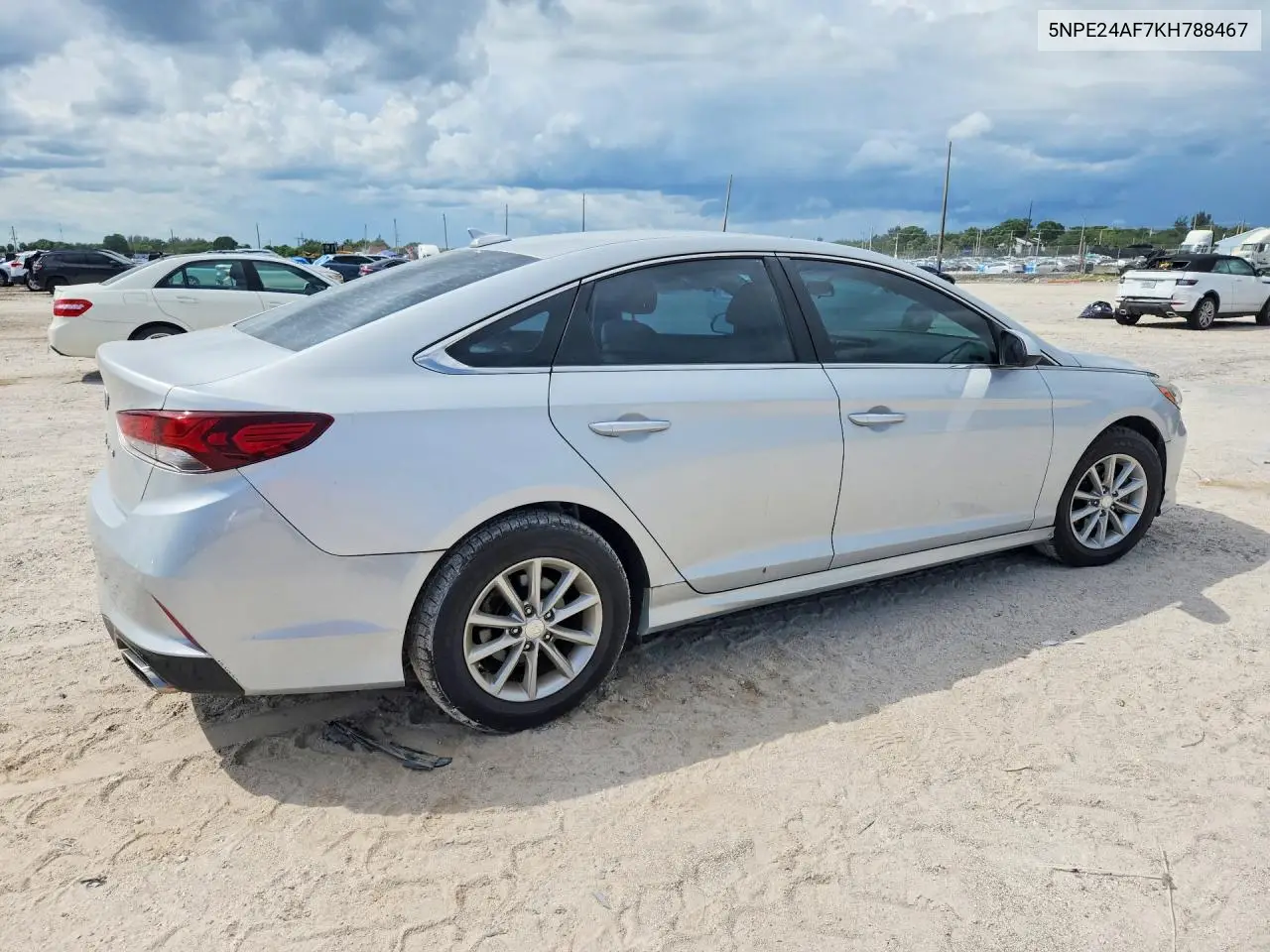 2019 HYUNDAI SONATA VIN 5NPE24AF7KH788467 — фото 3