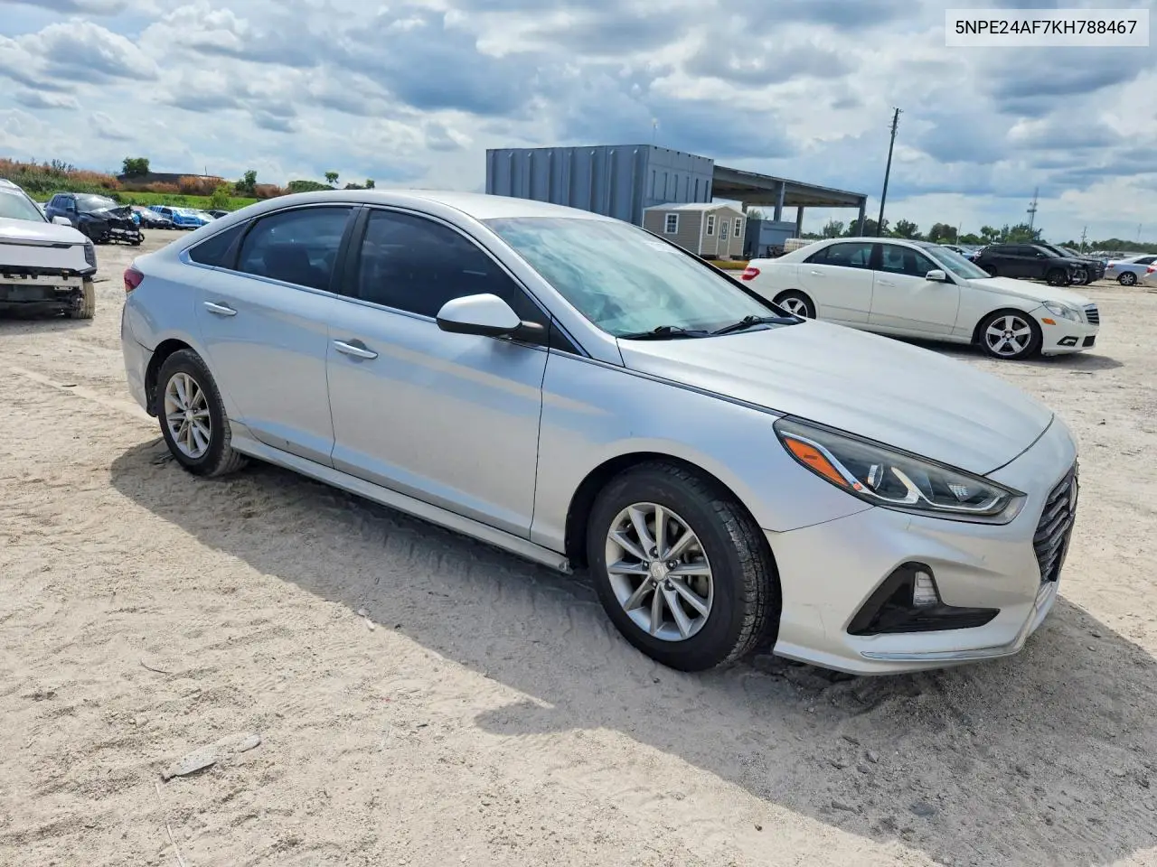 2019 HYUNDAI SONATA VIN 5NPE24AF7KH788467 — фото 4
