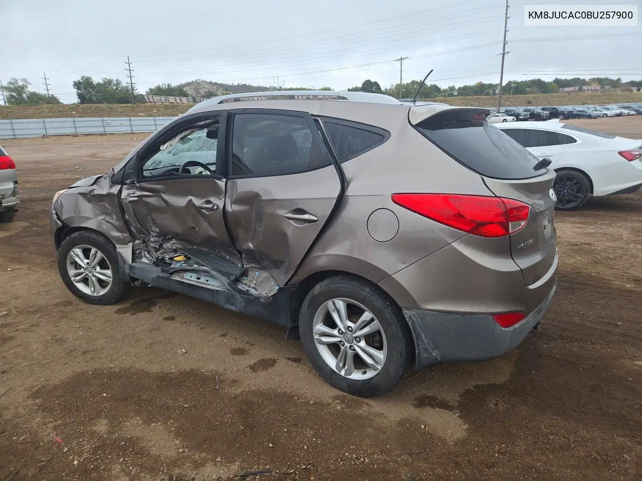 2011 HYUNDAI TUCSON VIN KM8JUCAC0BU257900 — фото 2