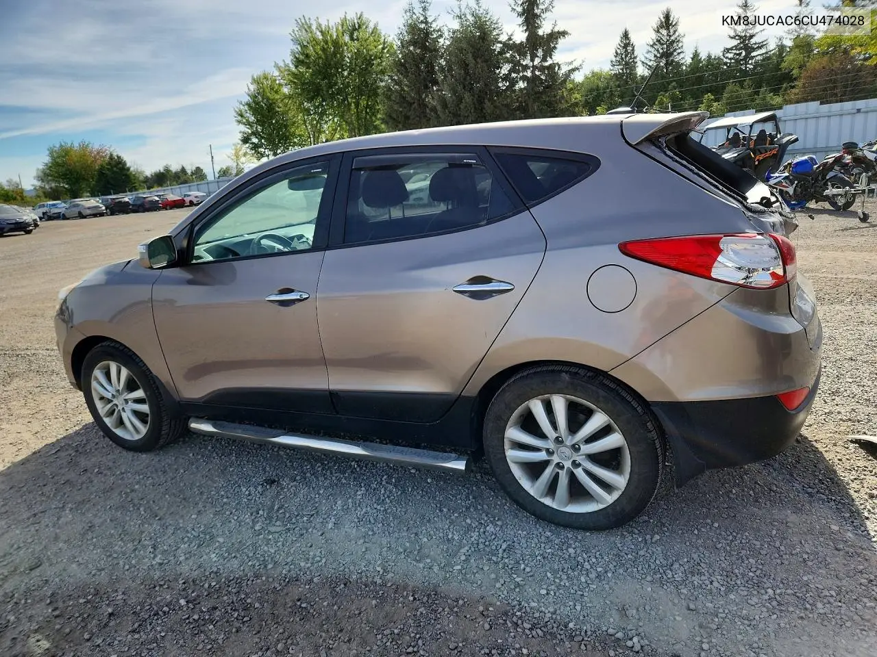 2012 HYUNDAI TUCSON VIN KM8JUCAC6CU474028 — фото 2