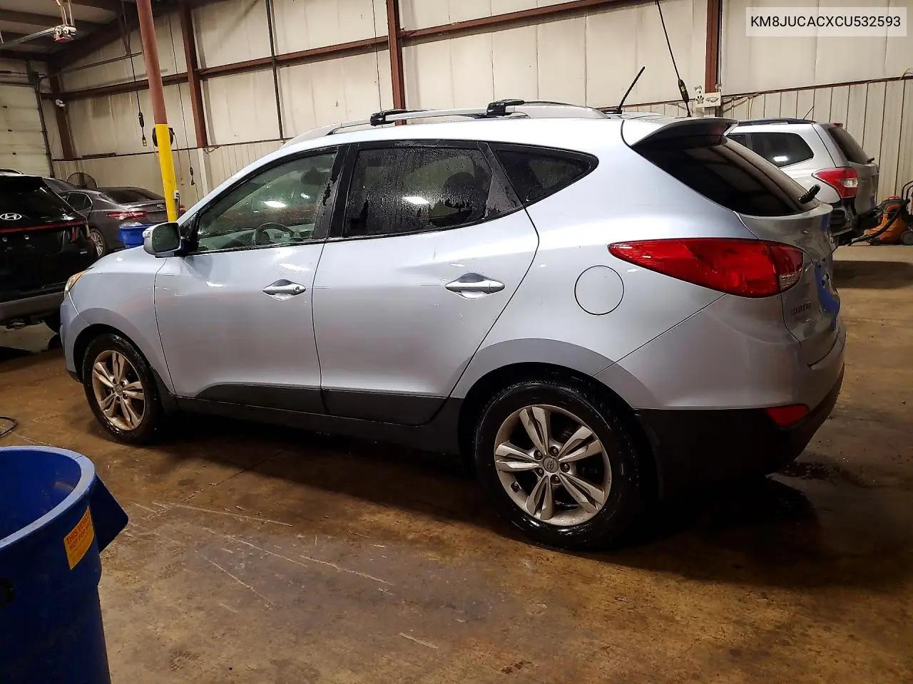 2012 HYUNDAI TUCSON VIN KM8JUCACXCU532593 — фото 2